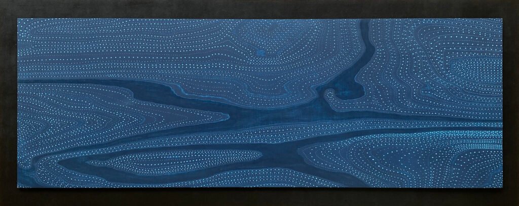 mt dot bleu rabbit 01a